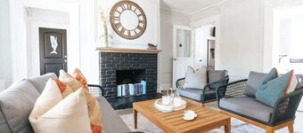 The Breakhouse Newport | Brand New 6BR/8BA Home