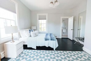 6 多间卧室、熨斗/熨衣板、WiFi、床单