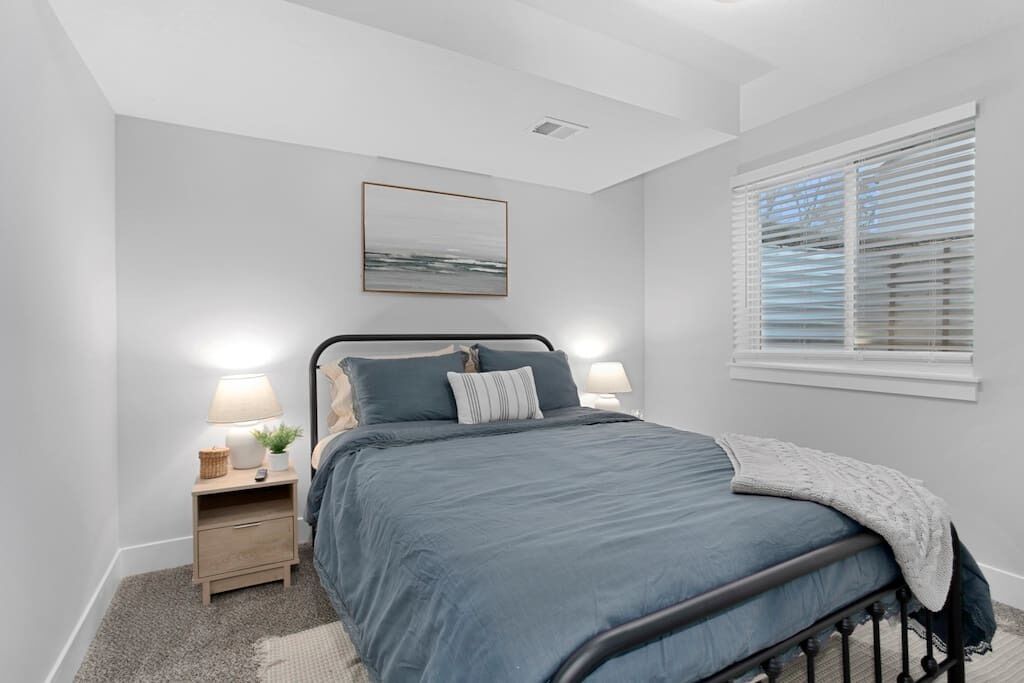 Amazing 4 BR Home|Near World's of Fun & Airport!