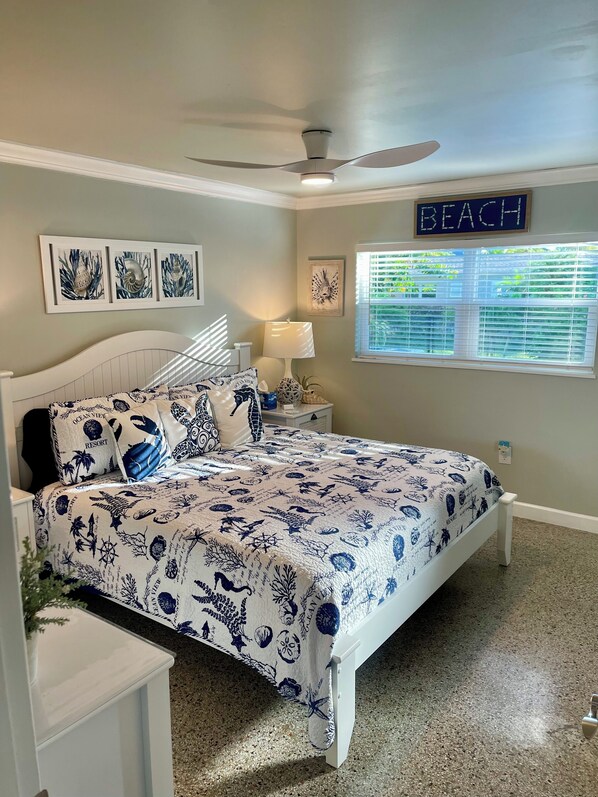 2 bedrooms, desk, iron/ironing board, travel cot