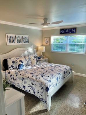 2 bedrooms, desk, iron/ironing board, travel crib