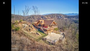 Exterior - 360 degree view, 4 miles from Dollywood 11 miles to Gatlinburg. (Sevierville)