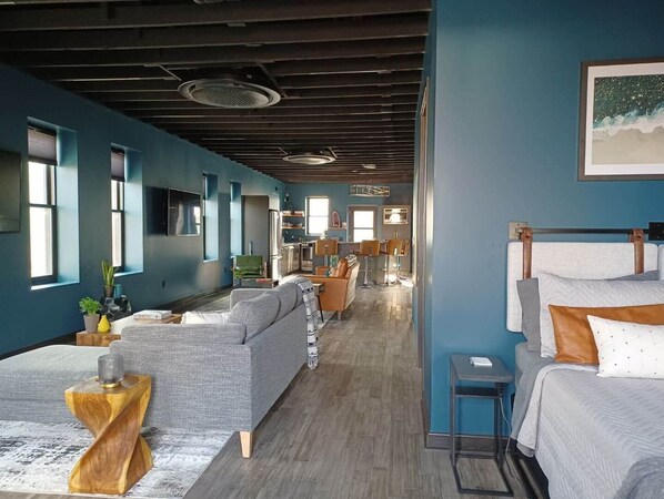 Televisión, futbolito y estéreo 