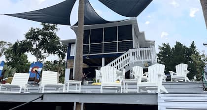 🛥️🛥️Boat House in Weeki Wachee-10 minute easy paddle to main river