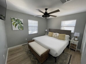 4 bedrooms, travel cot, free WiFi, bed sheets