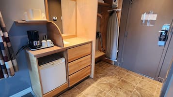 Superior Single Room | Premium bedding, blackout drapes, iron/ironing board, free WiFi