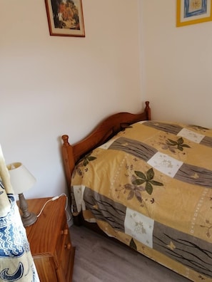 2 chambres, Wi-Fi gratuit, draps fournis