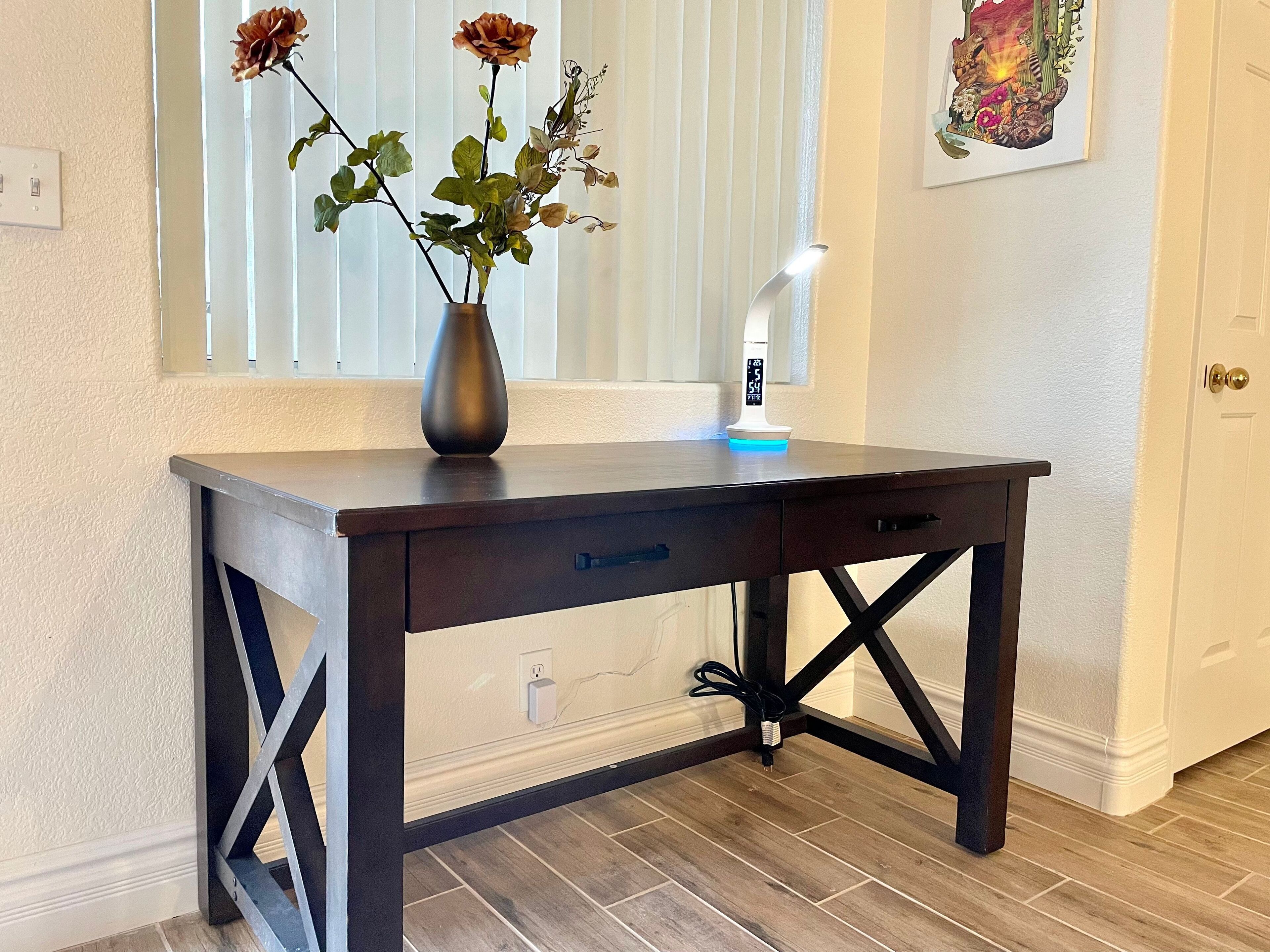 Amazing Sunset Lake View - Newer House!