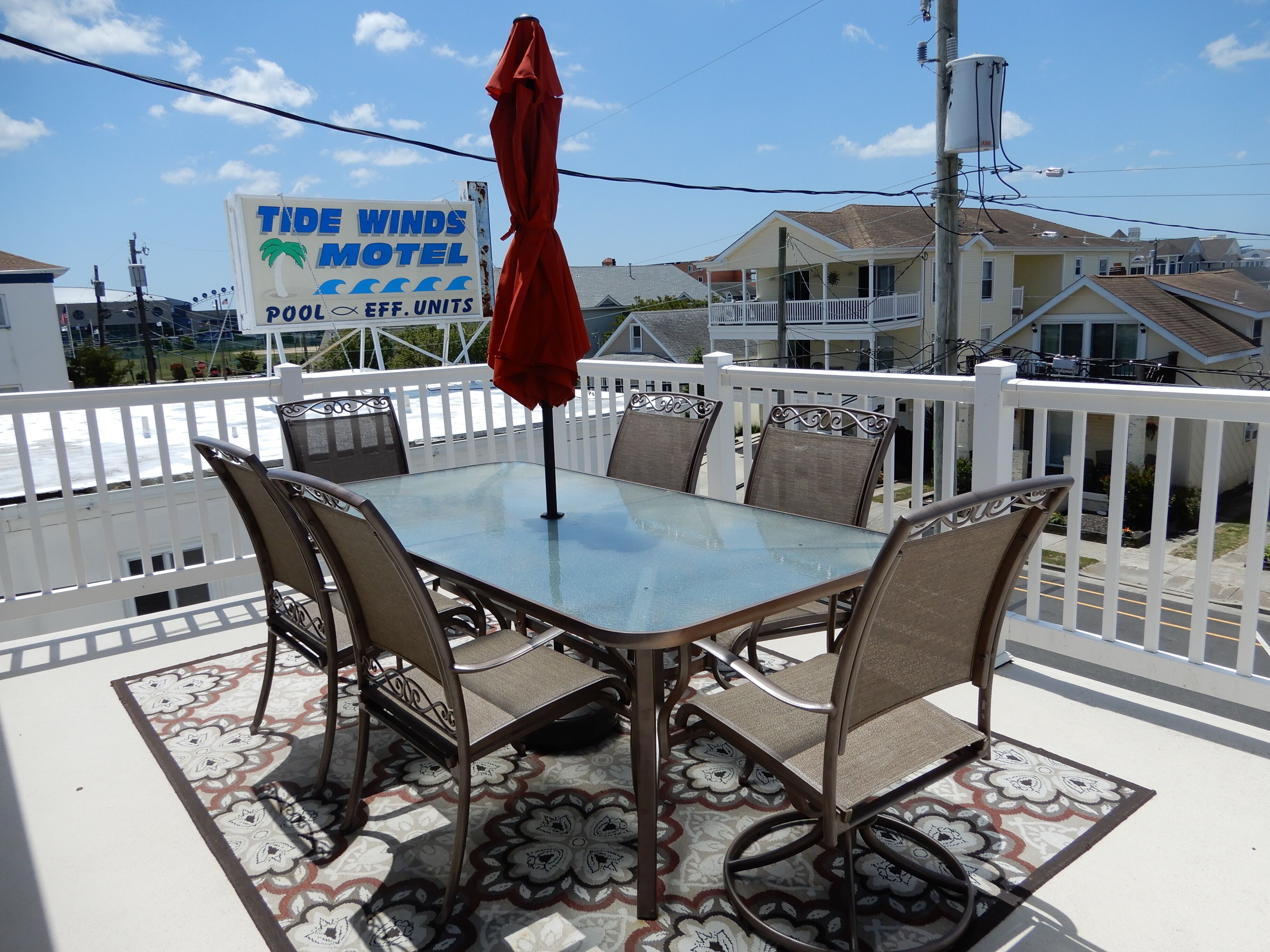 FAMILY + BUDGET FRIENDLY! 1 BL 2 BEACH/BOARDS/CONV CENTER! 