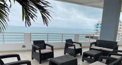 DEPARTAMENTO CON VISTA AL MAR, A 1 MINUTO DE LA PLAYA!
