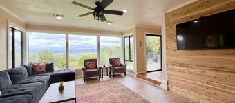 Endless Views & Spacious Home, Nature Games Weddings Wineries Hiking