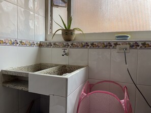 Interior - Apartment 5 minutes from the Bulevar Niza shopping center. (Bogotá)