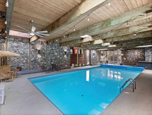 Wooded Hills/Indoor Pool/Hot Tub/Arcade