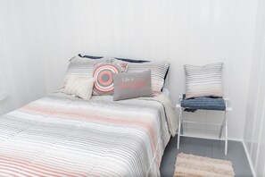 3 quartos, berço de viagem, Wi-Fi de cortesia, roupa de cama