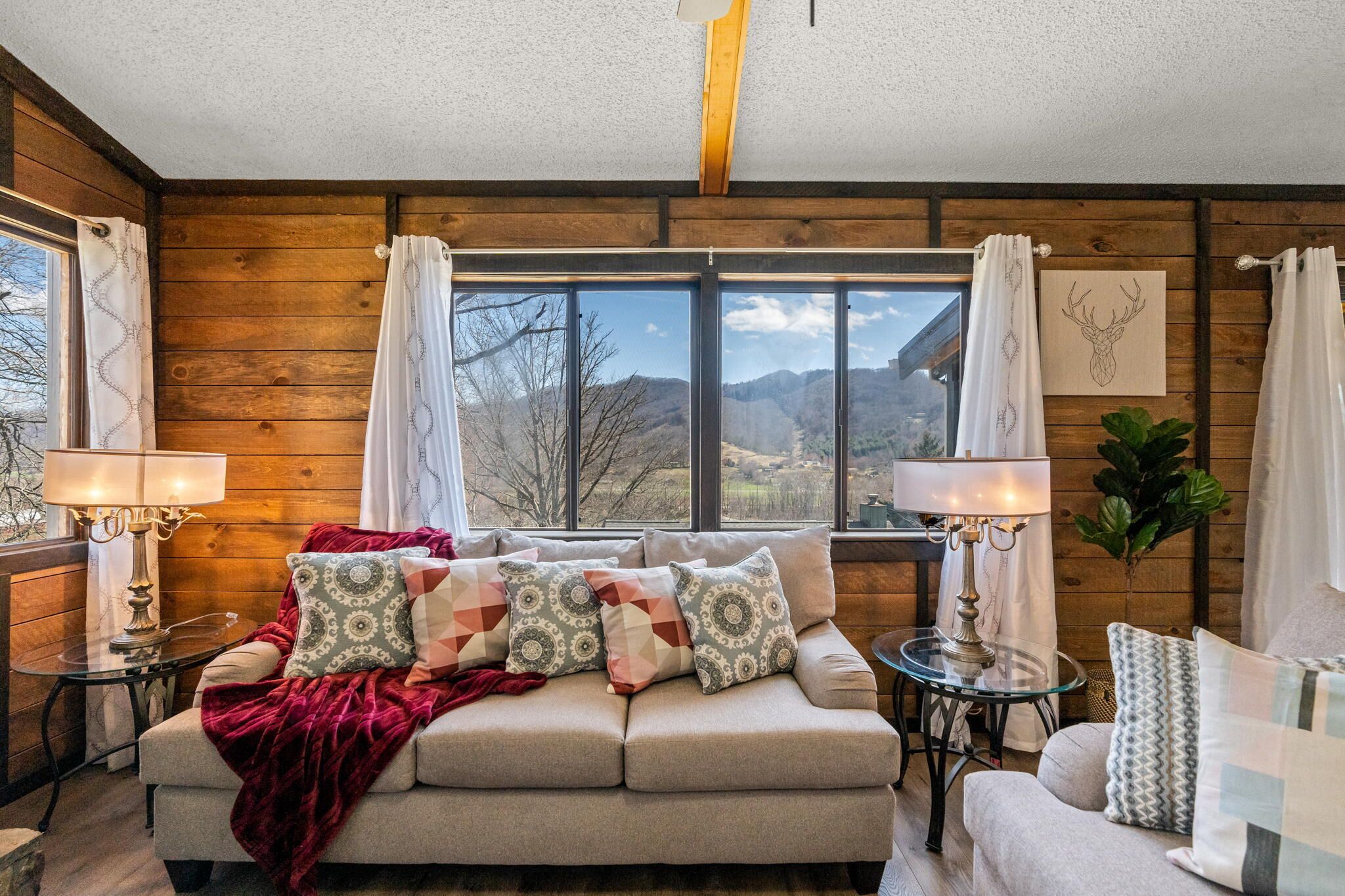 The Sirius Cabin|Mountain View|Fireplace|Deck|More