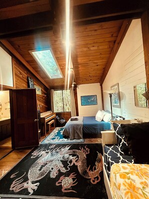 4 chambres, bureau, fer et planche à repasser, accès au Wi-Fi (inclus)