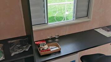 Deluxe Double Room | Minibar, in-room safe, desk, laptop workspace