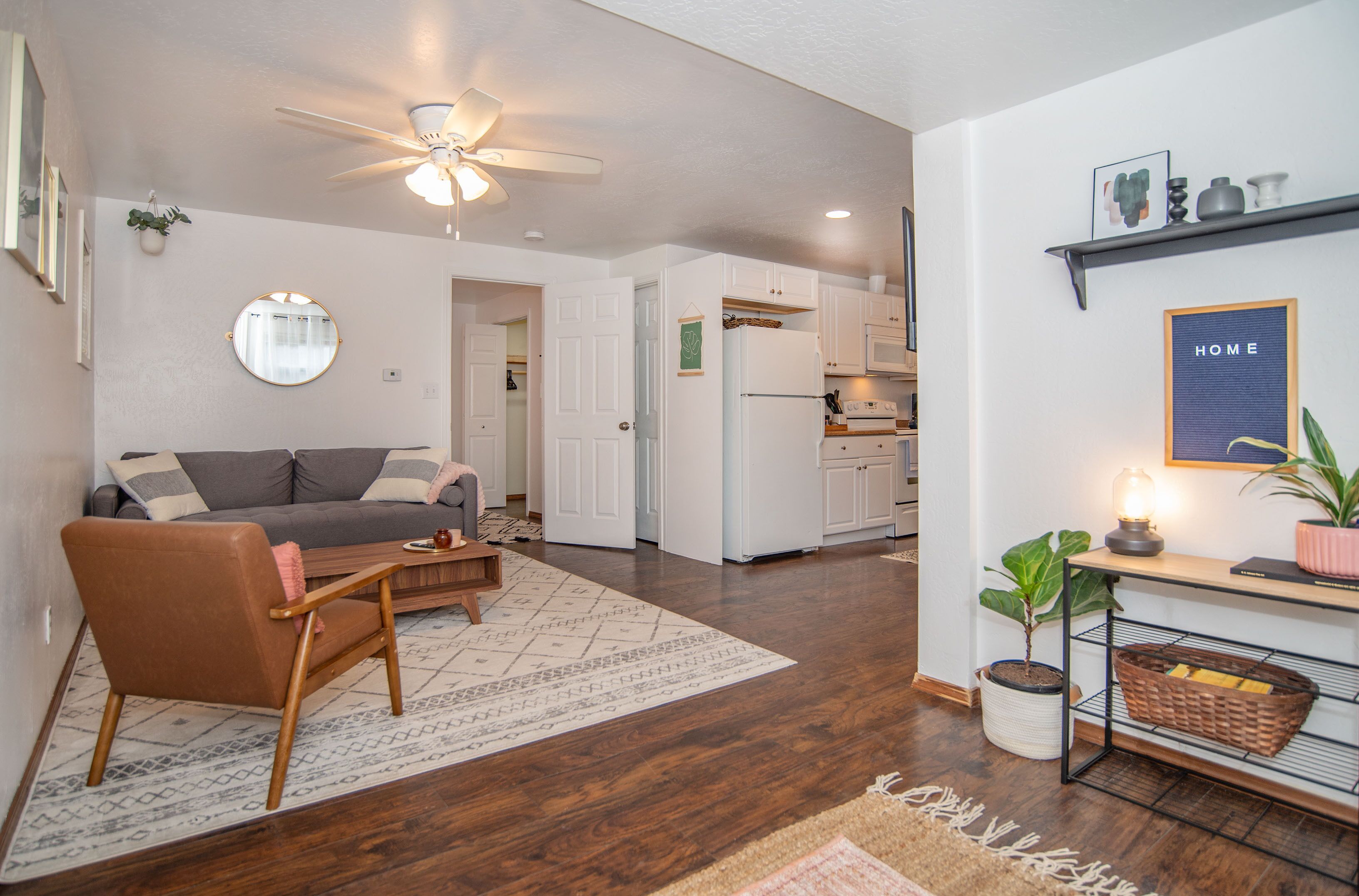 Downtown CDA Tiny House-Walk to the Lake