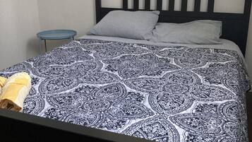 4 bedrooms, free WiFi, bed sheets