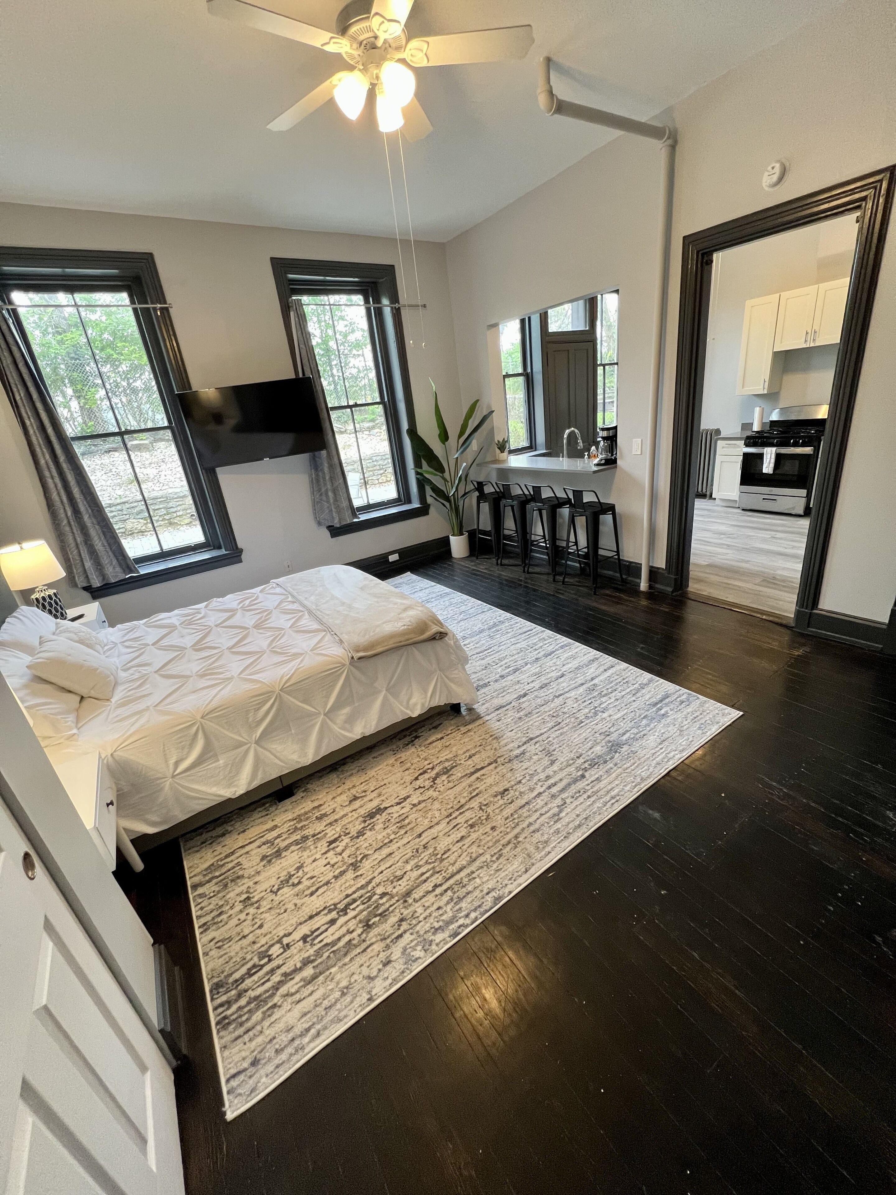 Quaint Garden of Eden Getaway