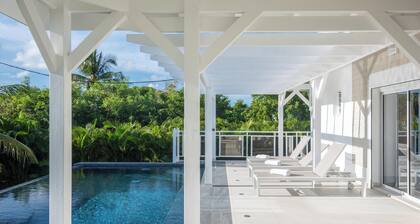 JADE Villa créole de charme haut de gamme proche plage-Piscine privée & vue mer
