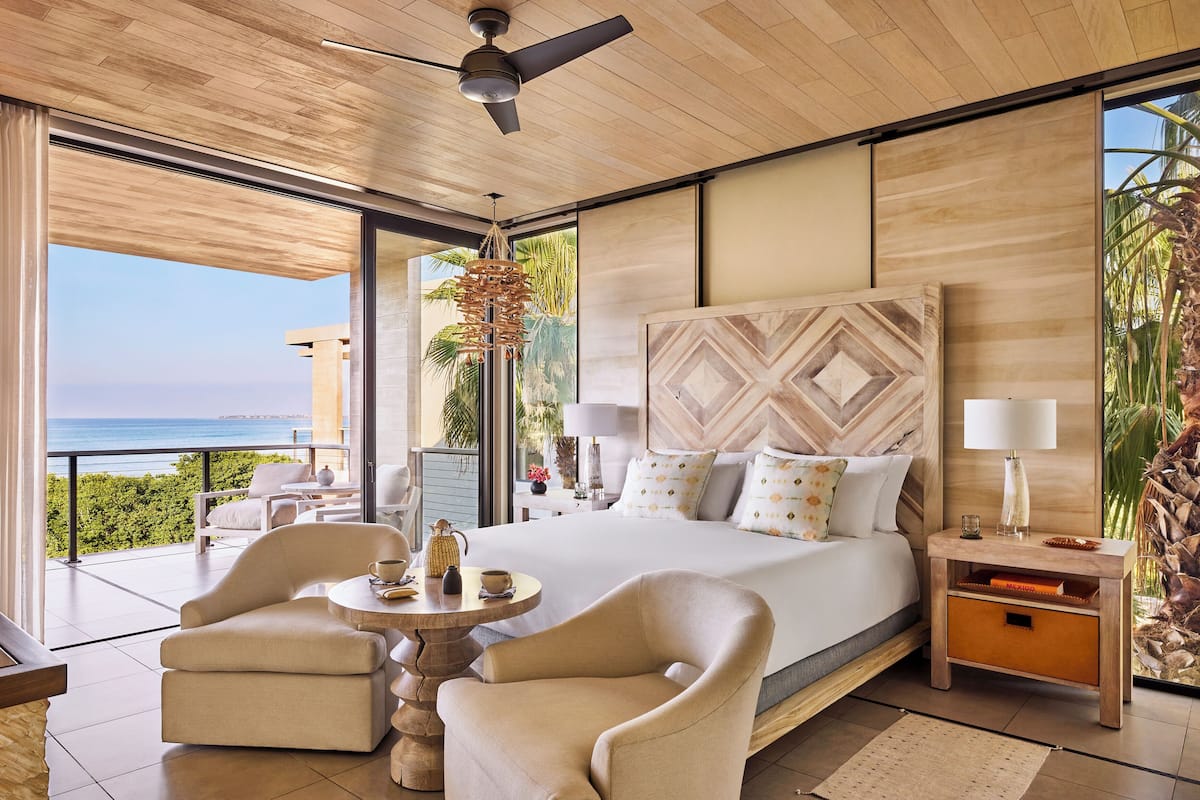 套房, 海景 | 迷你吧、客房內保險箱、遮光布/窗簾、熨斗/熨衣板