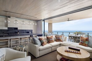 Télévision LCD de 55 pouces avec chaînes par satellite, télévision