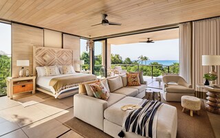 Habitación, vistas al mar (Casita) | Minibar, caja fuerte, cortinas opacas y tabla de planchar con plancha