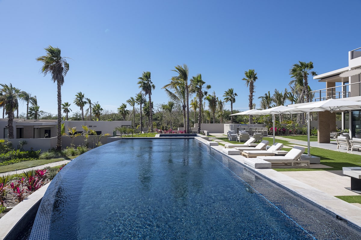 Habitación, varias camas, vista al océano (Marea: Casa with Pool) | Alberca privada