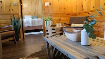 2 bedrooms, travel crib, WiFi, bed sheets