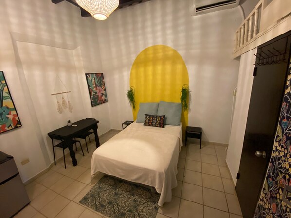 1 bedroom, iron/ironing board, WiFi, bed sheets - Best location Old San Juan private room 8 of 11 (San Juan)
