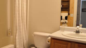 Hårføner og håndklær