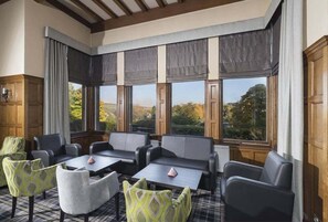 Interior - Caledonian Hotel (Fort William)