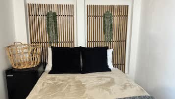 1 chambre, fer et planche à repasser, Wi-Fi, draps fournis