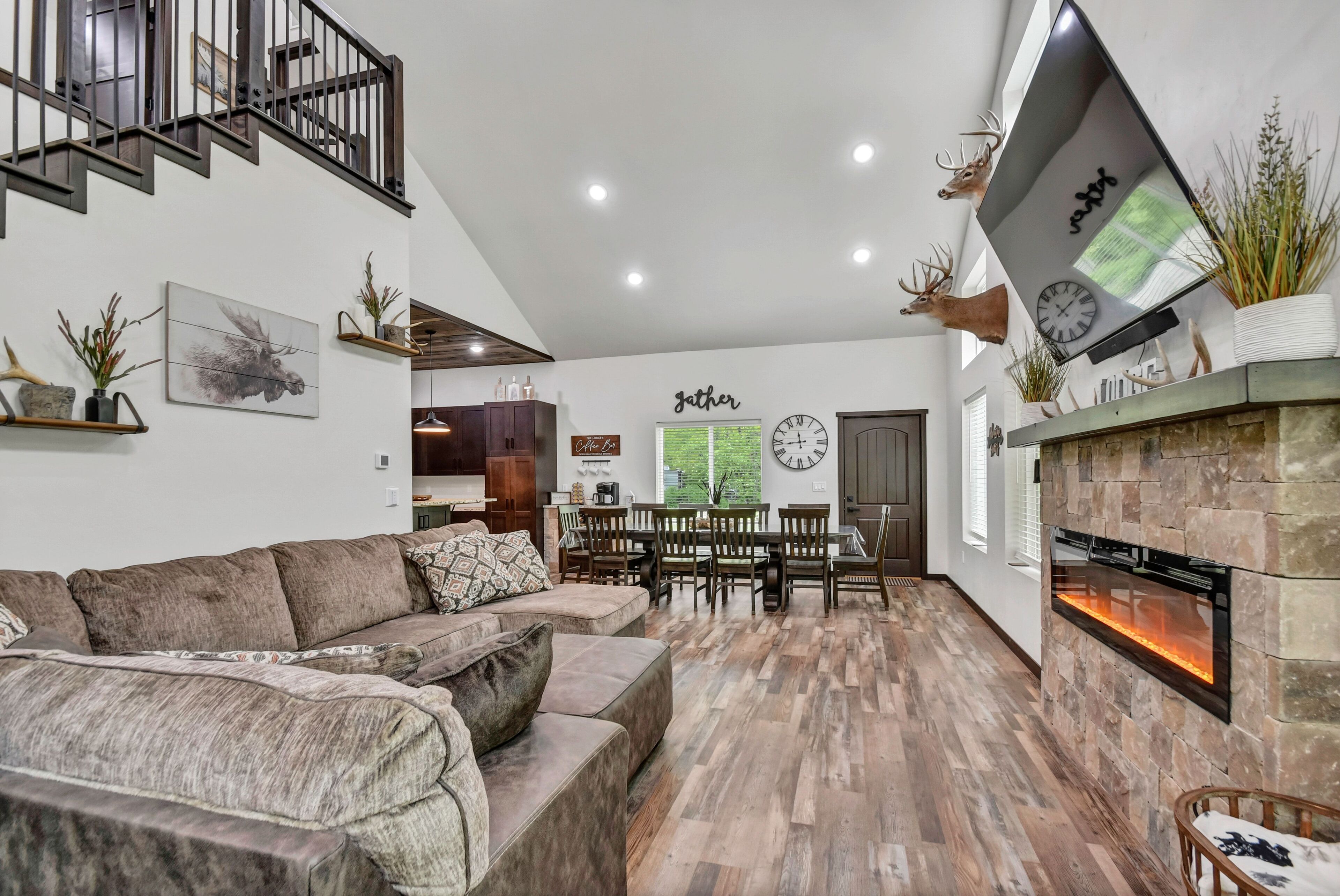 ❗️The Lodge Door Co. Luxury Barndo, Relax, Make Memories❗️