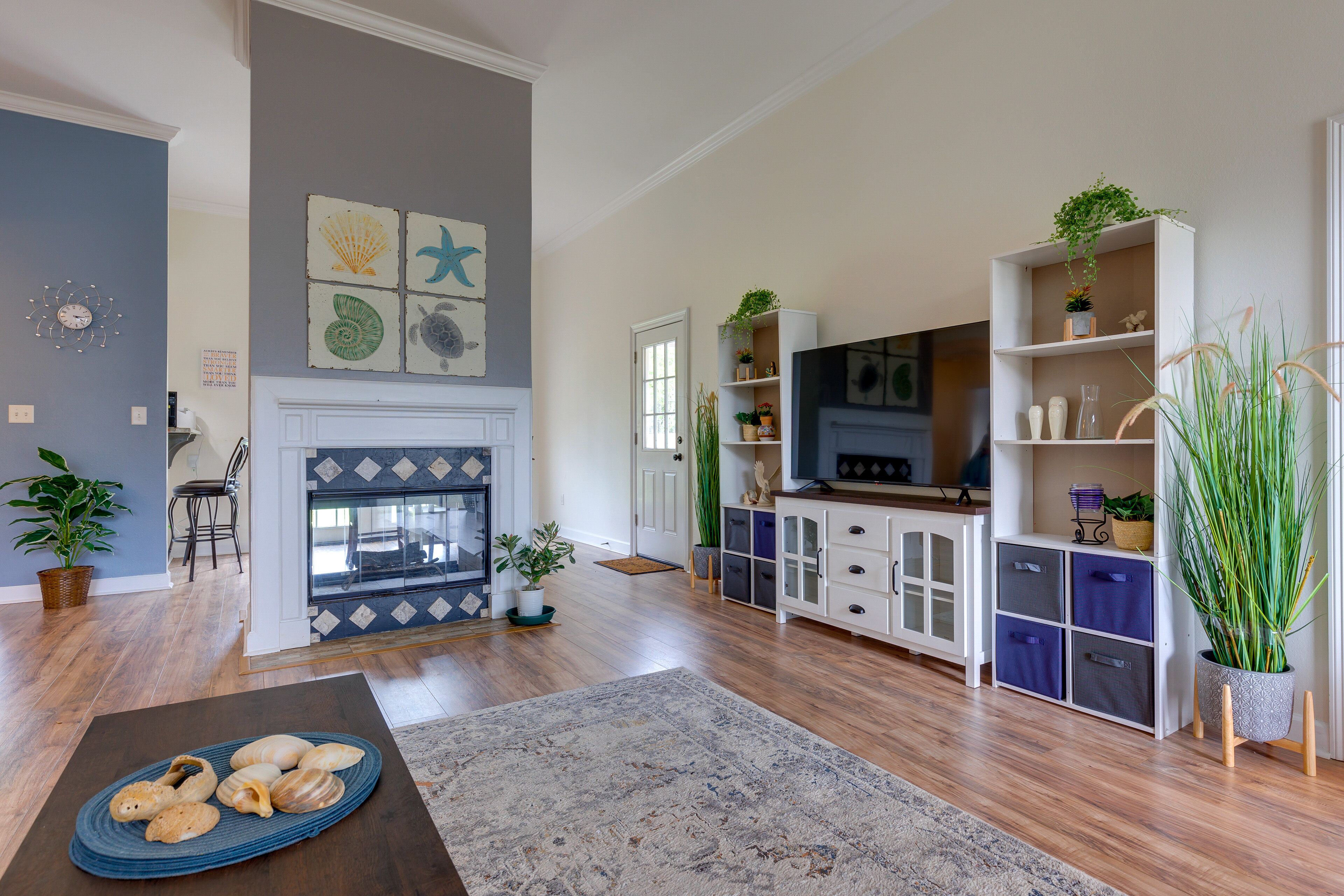 Family-Friendly Home w/ Yard, 1 Mi to Beach!