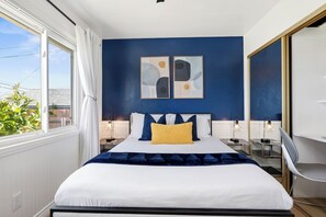 4 Schlafzimmer, Schreibtisch, Bügeleisen/Bügelbrett, kostenloses WLAN