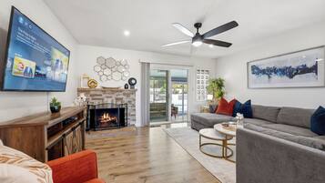 Smart TV, fireplace, video games, ping pong