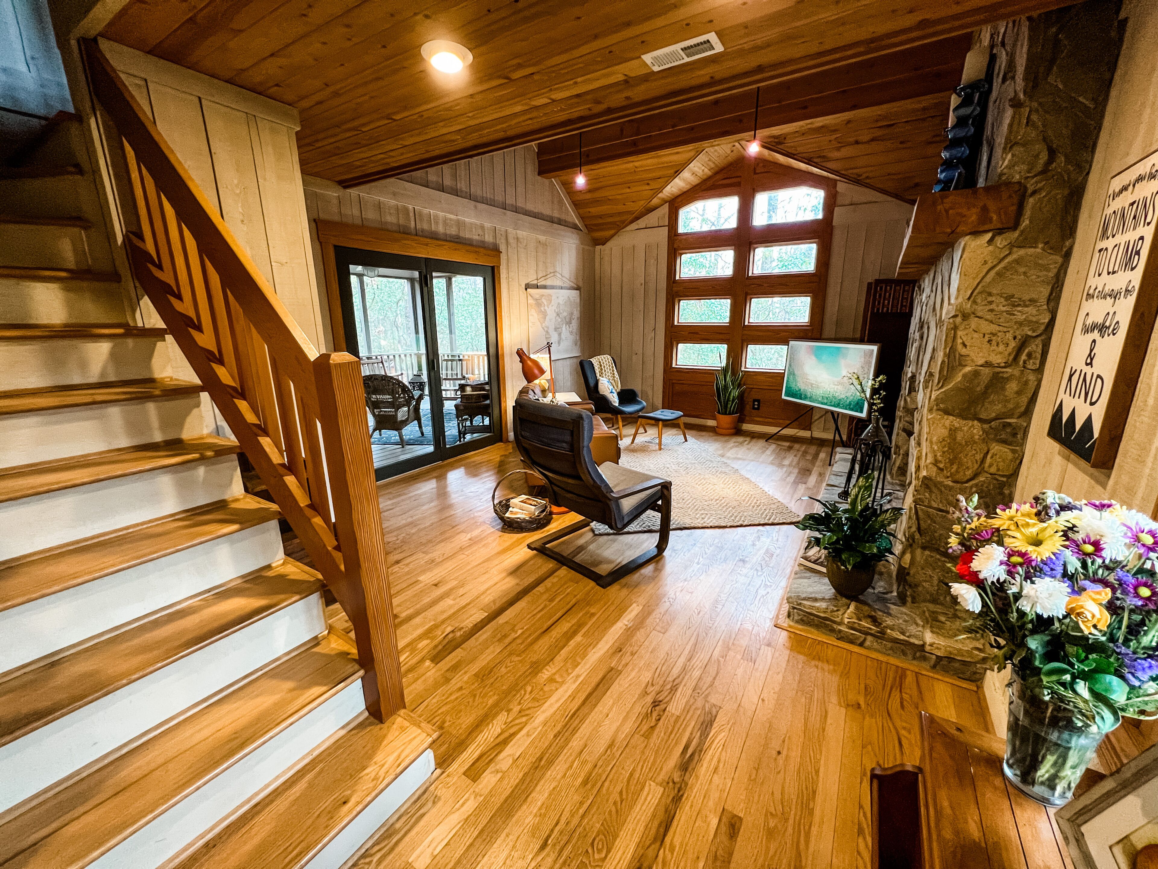 Cozy 3BR Mountain Escape - Highland Hüs @ Caesars Head