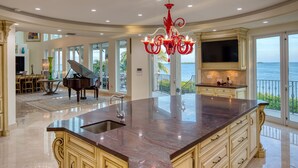 Interior - Oceanfront Key Largo Estate: Heated Pool (Key Largo)
