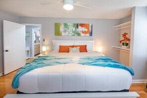 3 bedrooms, desk, iron/ironing board, free WiFi