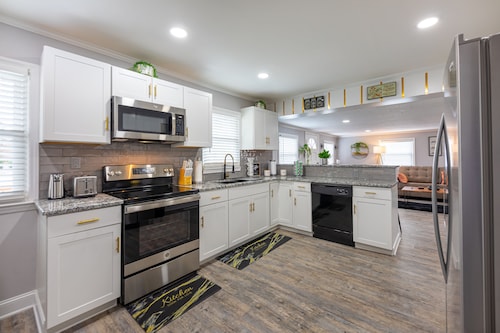 WITHIN MINUTES TO COASTAL CREDIT UNION MUSIC PK & WALNUT CREEK SOFTBALL COMPLEX