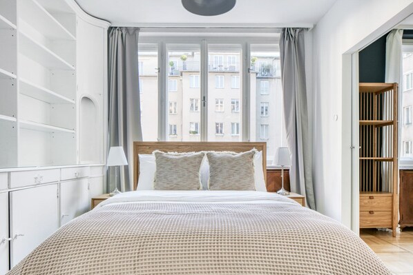 2 chambres, fer et planche à repasser, Wi-Fi, draps fournis