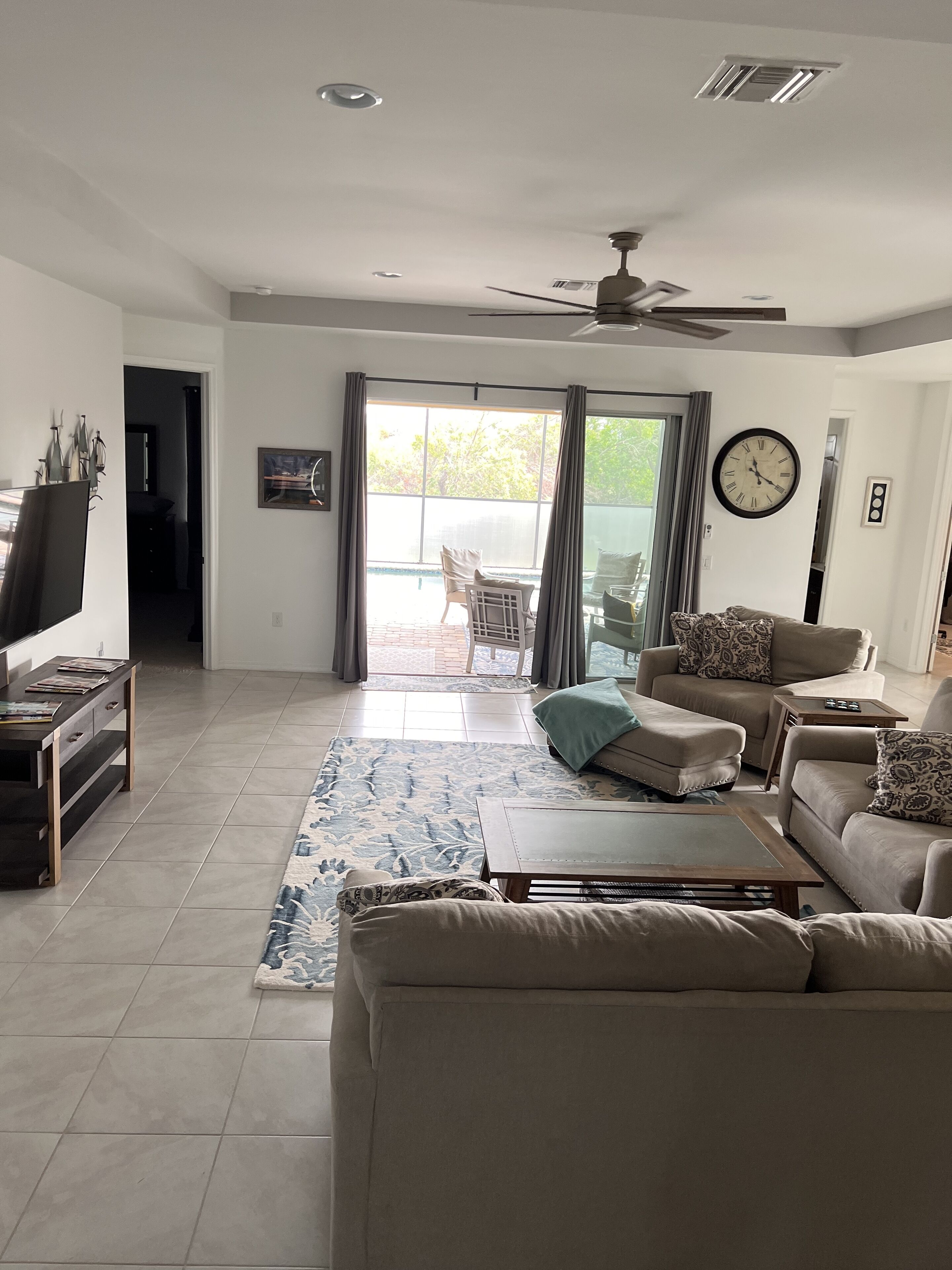 ❤🌴 Spacious home, private heated pool and spa 🌴❤