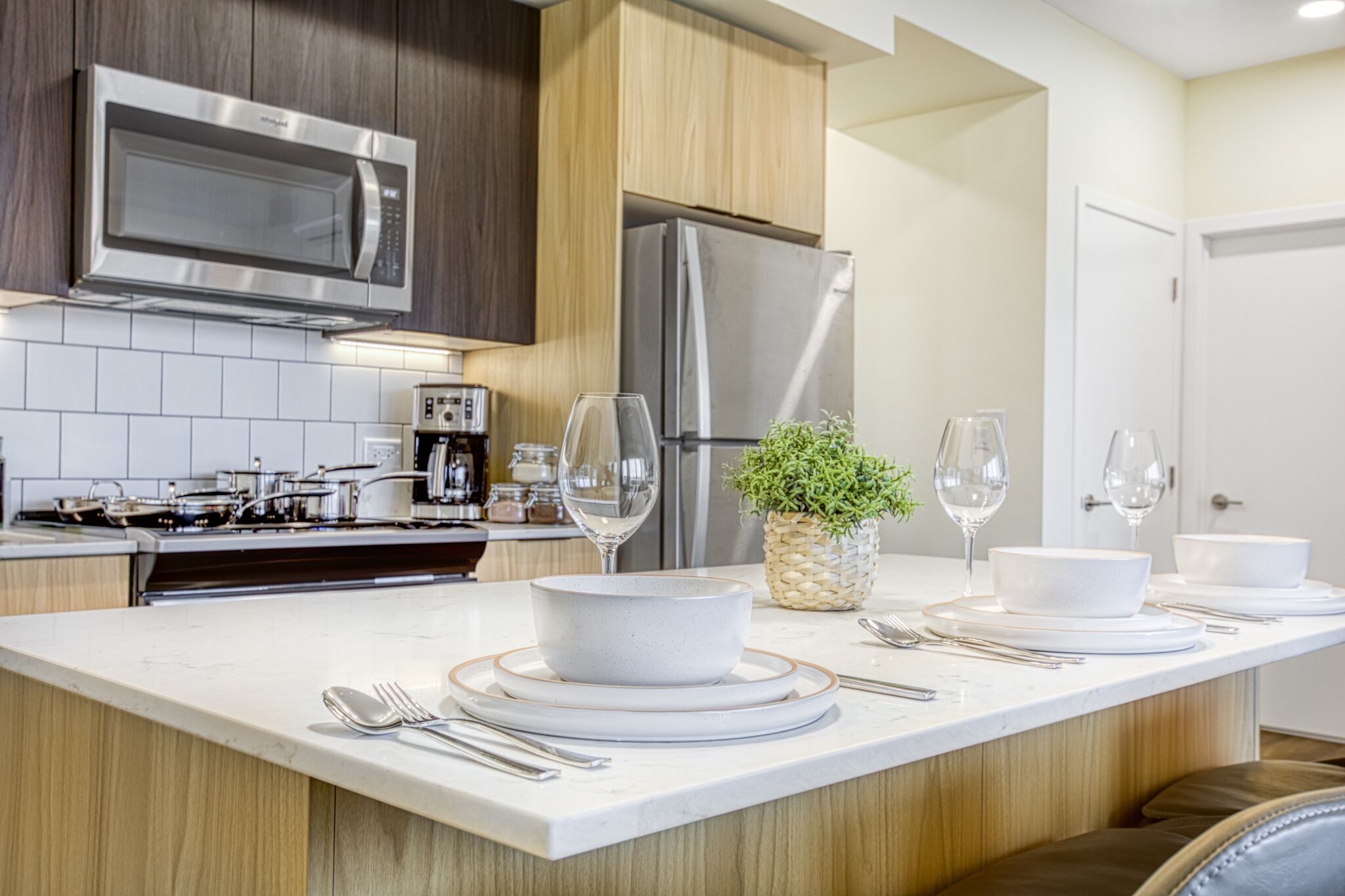 Modern Rustic Suite w/ King Bed & Kitchen Island