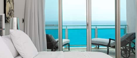 4 slaapkamers, een strijkplank/strijkijzer, gratis wifi, beddengoed