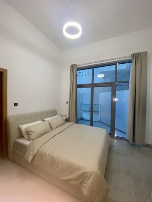 1 غرفة نوم وخزنة داخل الغرفة ومكواة/لوح كي وواي فاي مجانًا