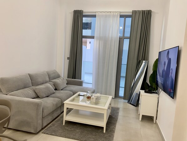 تلفزيون ذكي