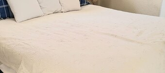 Entire Home 3 mins Siesta Key & 5 mins to Downtown