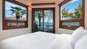 Unclassified image, 2 of 207, button - Namhae Harbor Resort (Namhae)